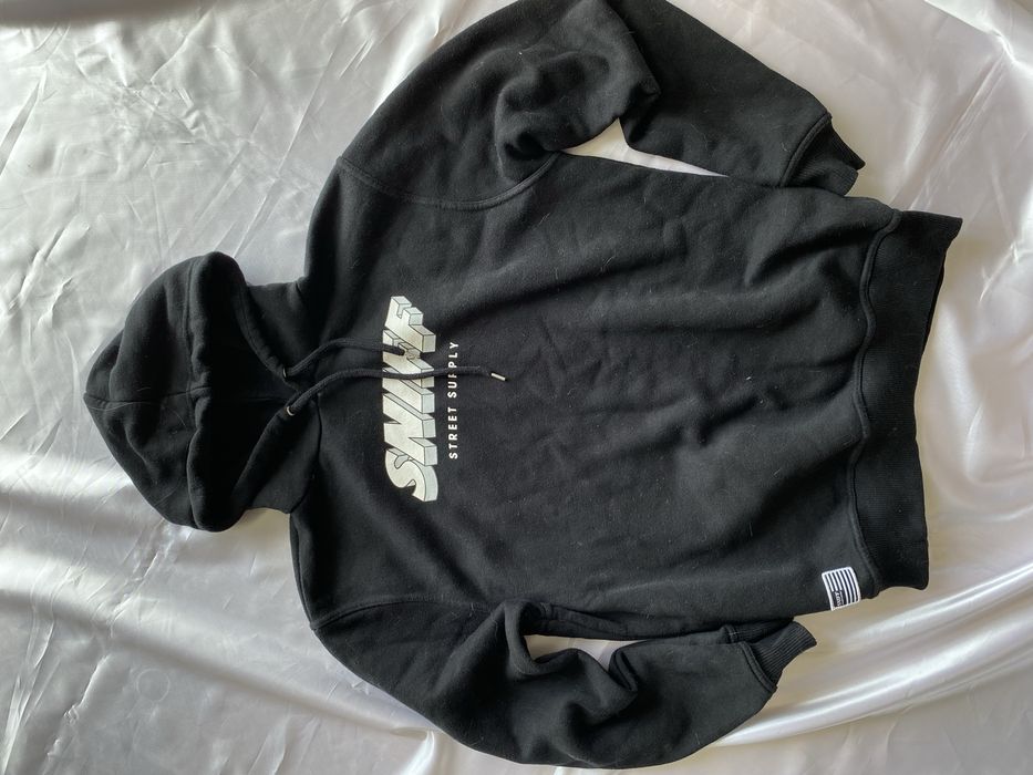 bluza czarna z kapturem rozmiar L 80% bawełna