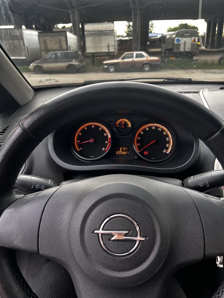 Opel Corsa D 2009