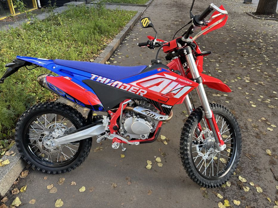 Мотоцикл APOLLO THUNDER 250/300