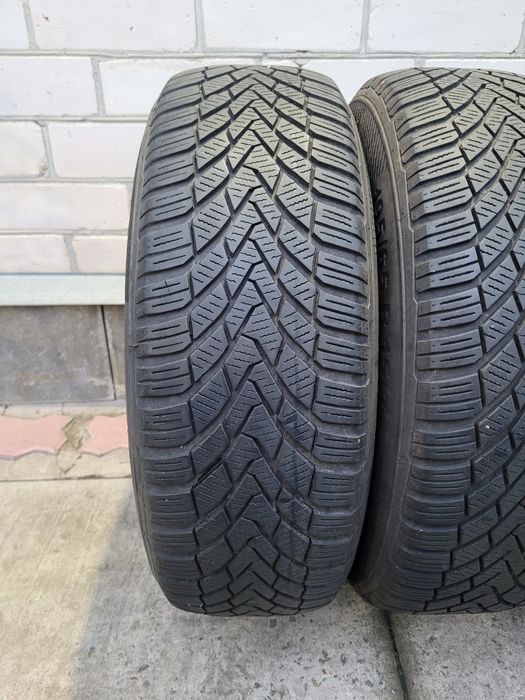 Резина, шины, колеса - 195/65 R15. Continental зимняя.