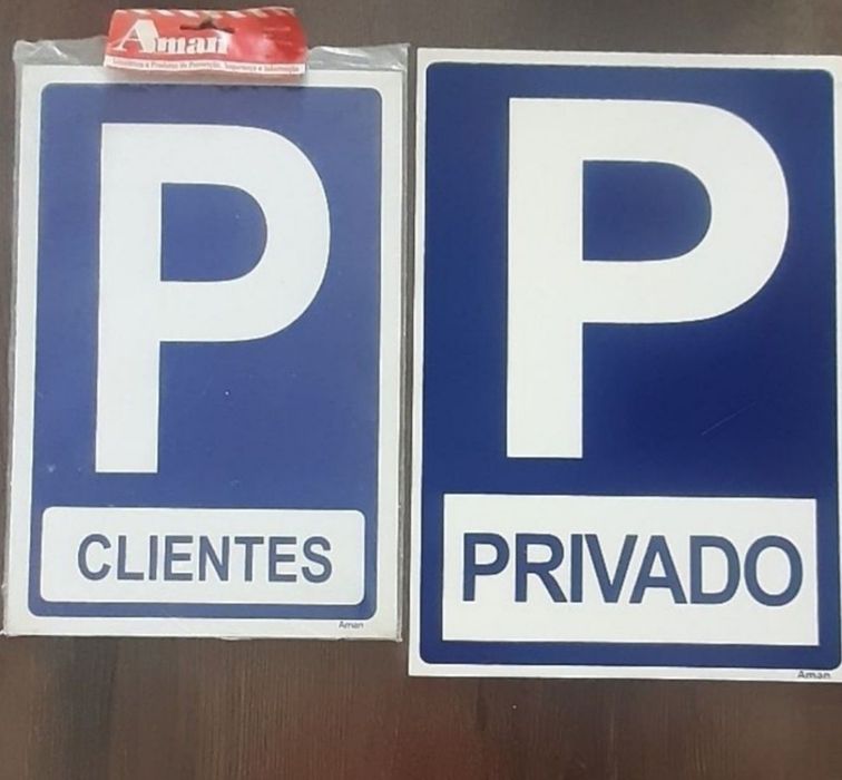 Medalhas, placas e escudos