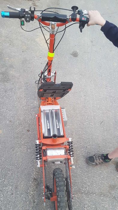 Dwie baterie litowo-jonowe 36V V 31Ah Viron 1000W cross rower elektryc