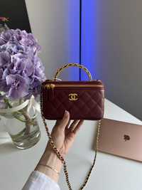 Сумка в стилі Chanel Classic Burgundy Lambskin Pearl Crush Vanity Bag