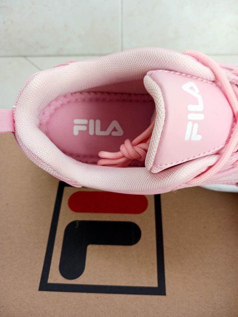 Sapatilhas Fila Novas