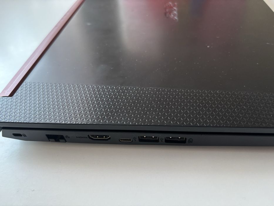 Laptop gamingowy/do pracy/szkoły Acer N18C3