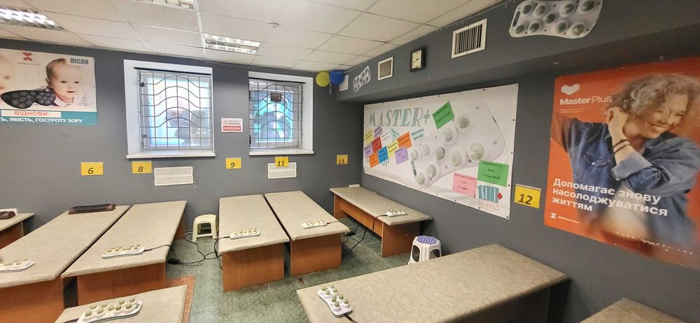 Продаж ЦОКОЛЬНОГО приміщення вул. Поштова буд. 27/29 центр АНГОЛЕНКА.