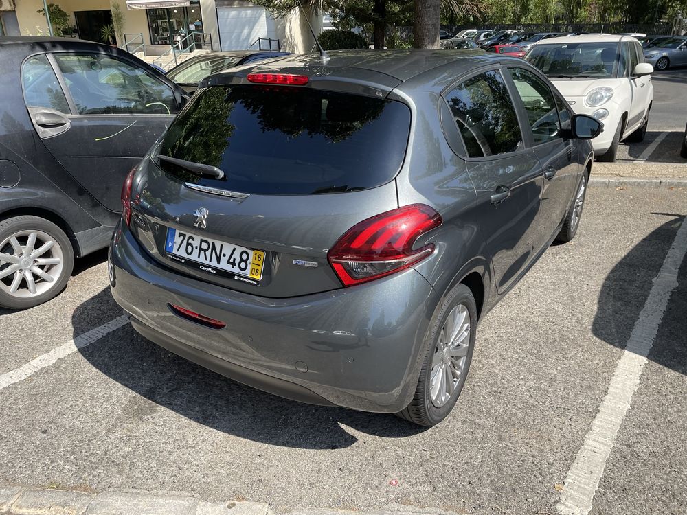 Peugeot 208 Puretech Style