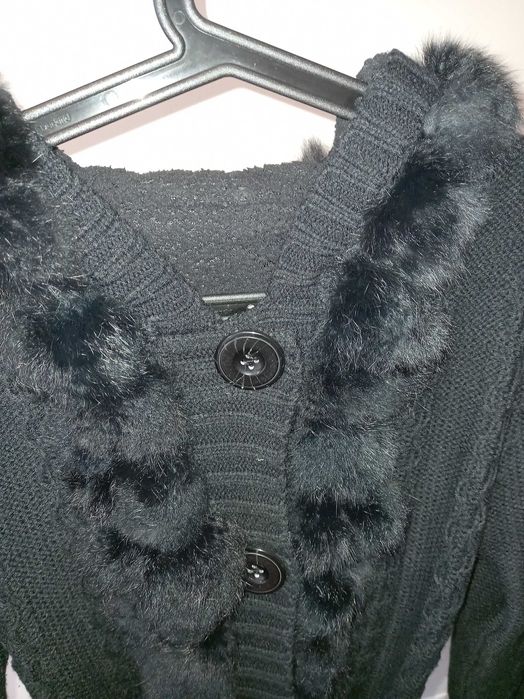 Sweter długi z kapturem+GRATIS skarpetki