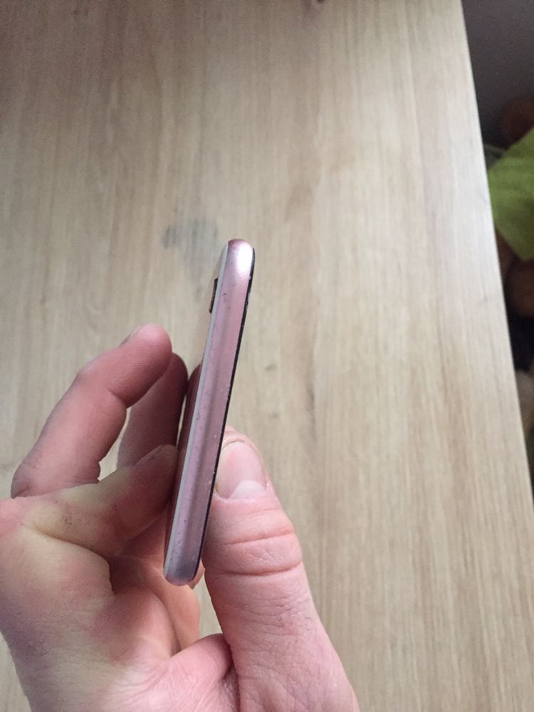 Продам iPhone 6s Plus 16Gb