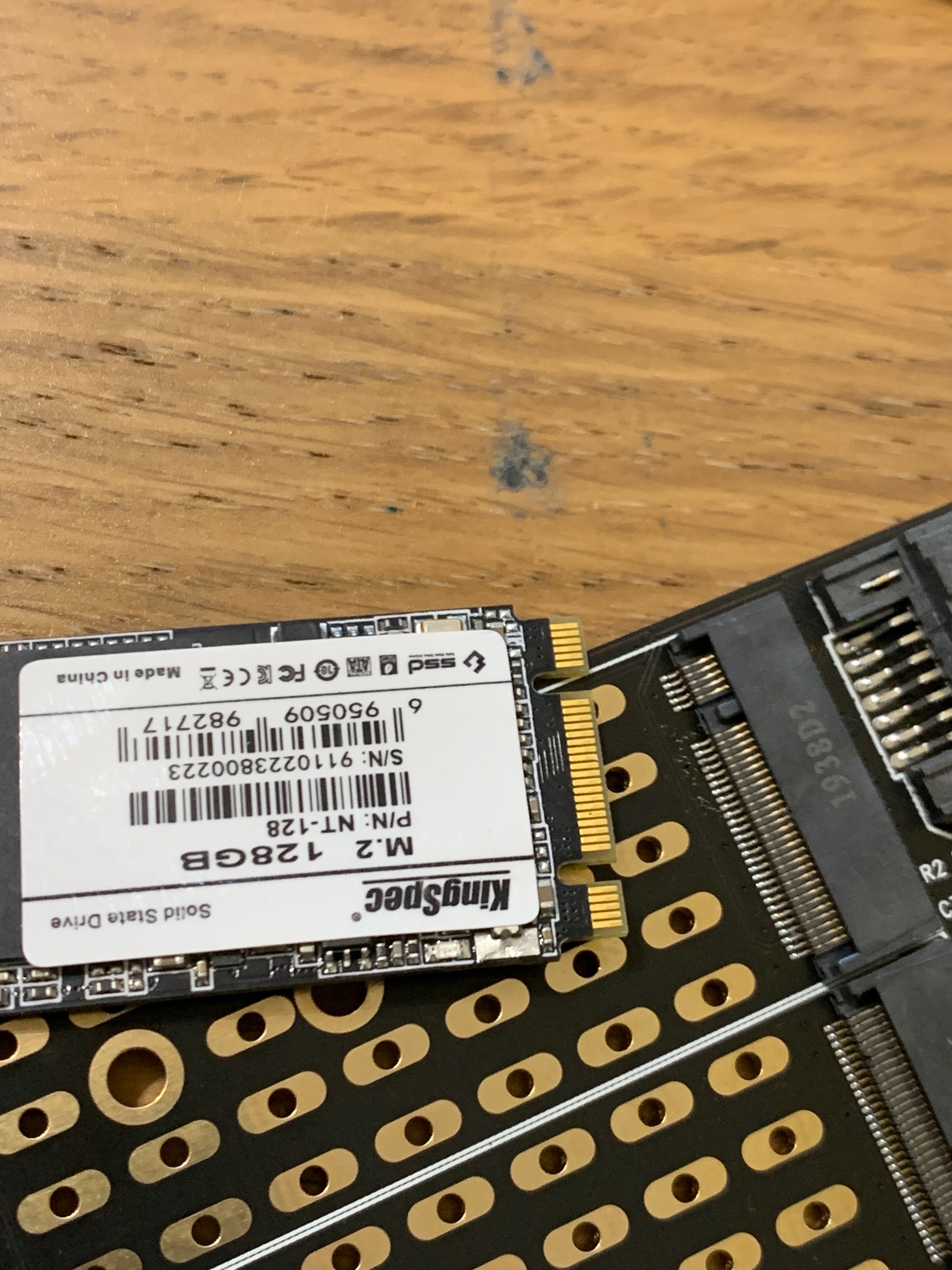 Drive pci-e 4x  suporta NVME e M2 “B”e “M” key