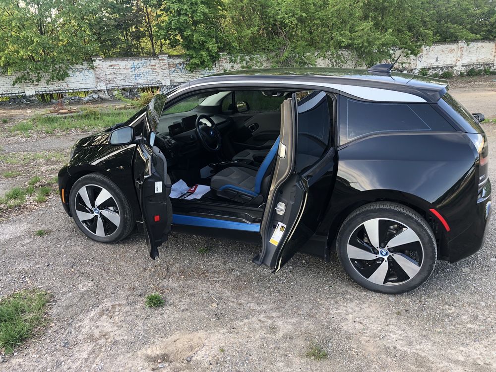 Продам авто    BMW I3