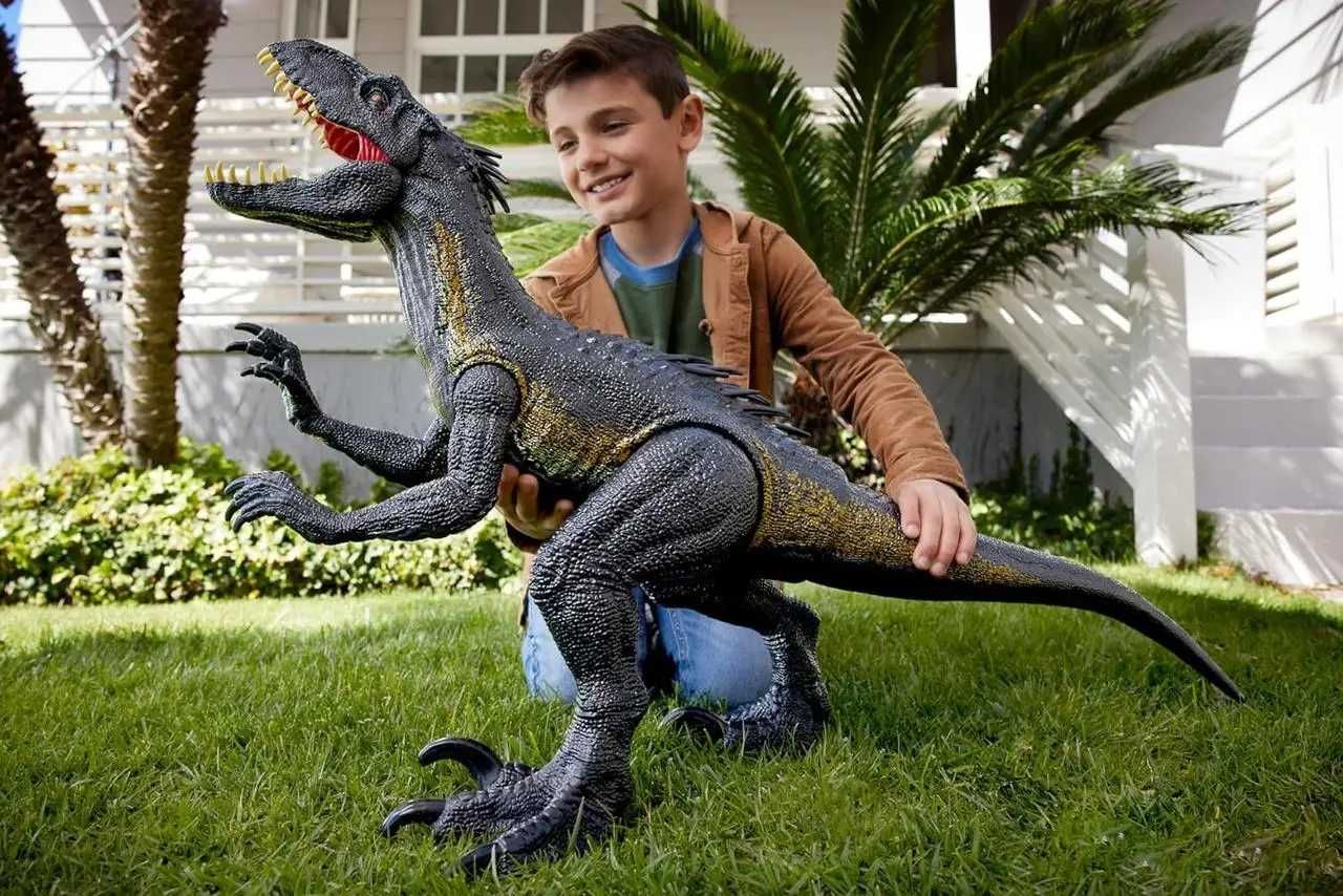 Динозавр Индораптор 99cм Jurassic World Colossal Indoraptor Mattel