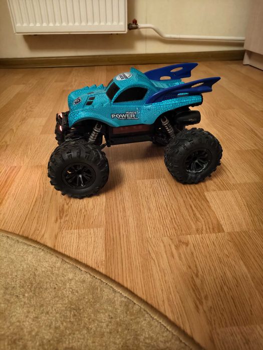 Авто на радіо керуванні