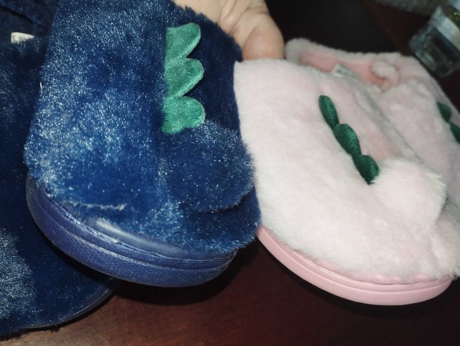 Тапки дитячі Динозаври сині рожеві, хутряні теплі,  28-29,  17.5 см