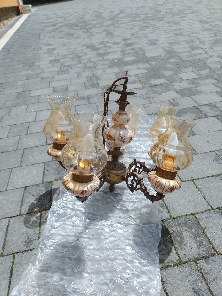 Używane lampy oświetleniowe