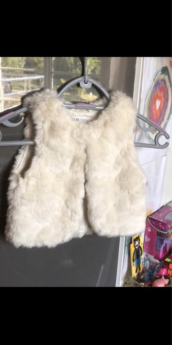 H&M 98 104 Cudna nowa futrzana kamizelka,super wzór
