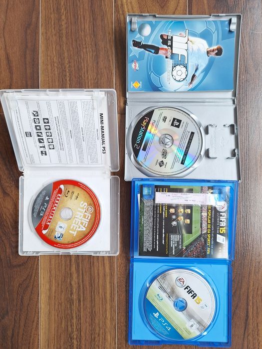 Jogos Fifa para PS3 e 4, TIF para PS2 (5 euros cada um)