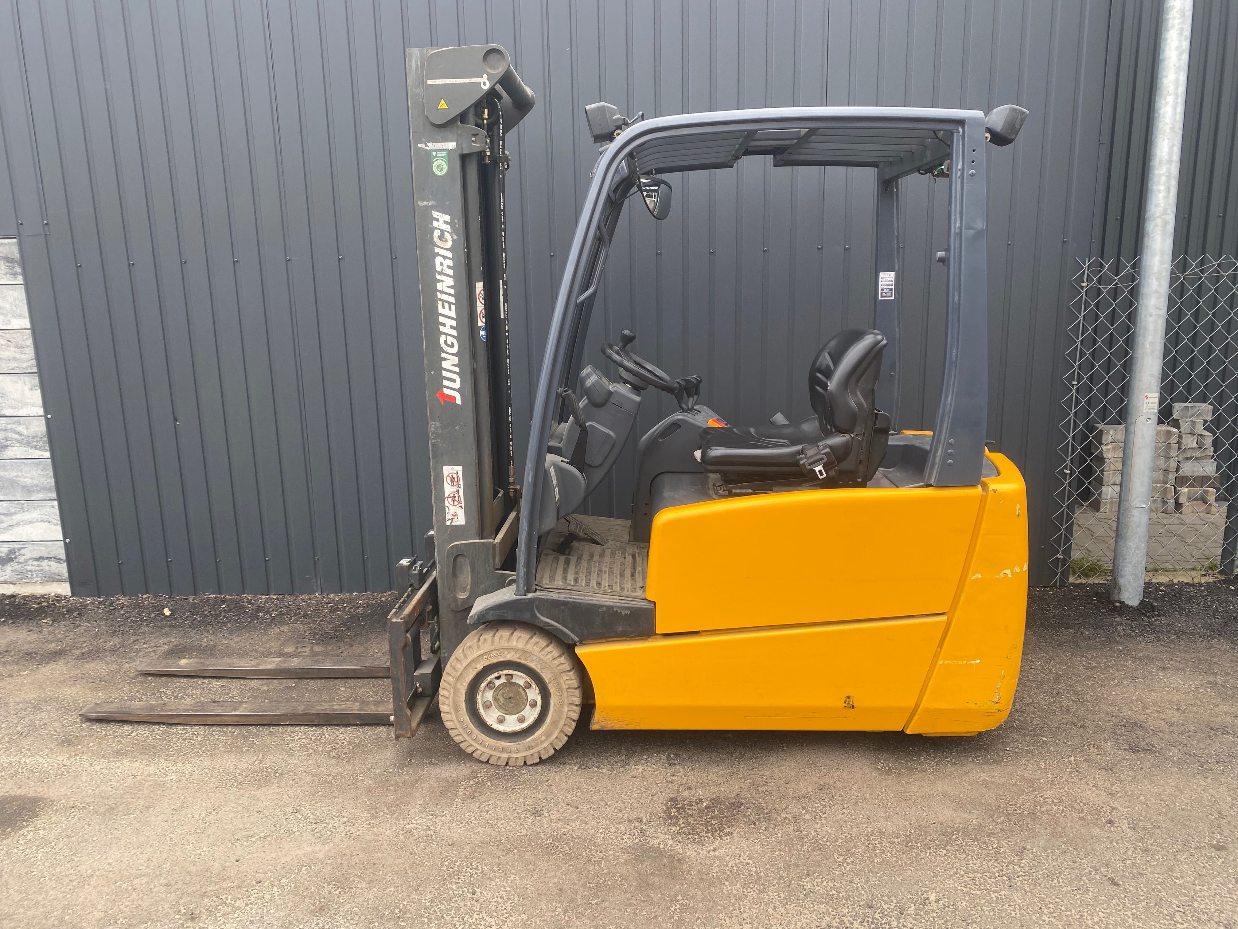 Jungheinrich EFG 216, 2005r Triplex 5.0 Białe opony Wózek widłowy RAK