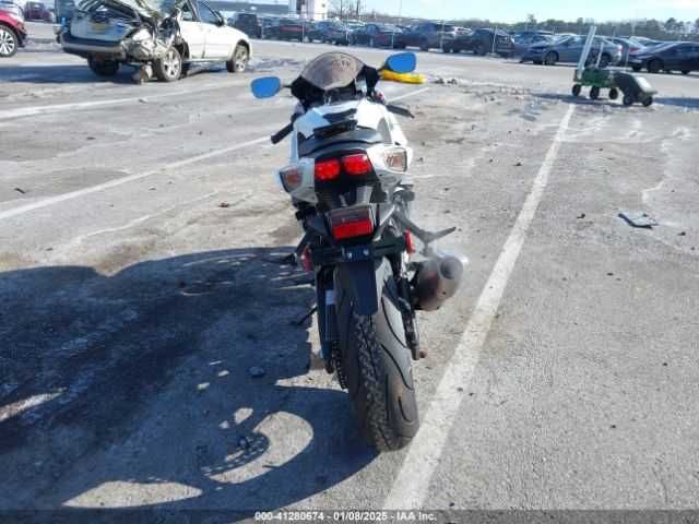 Suzuki GSX-R600 2024
