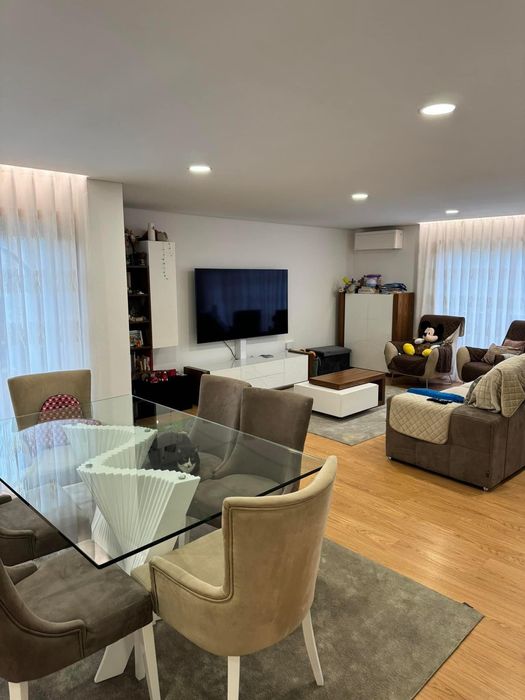 Vendo T4 na Quinta do Almor – Vila Real