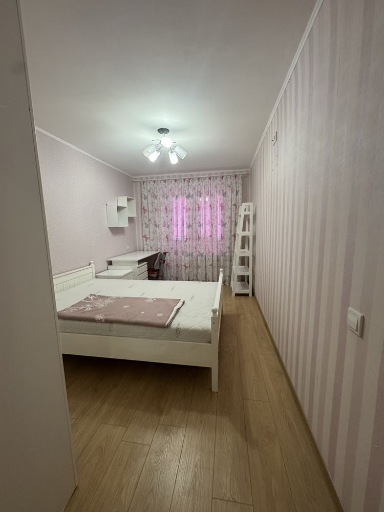 Продам 4х комнатную квартиру