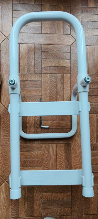 Zestaw wannowy dla niepełnosprawnych.