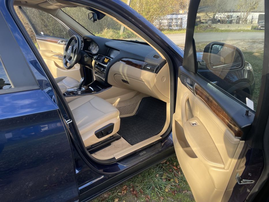 Продам BMW X3 2014 року 2.0 дизель