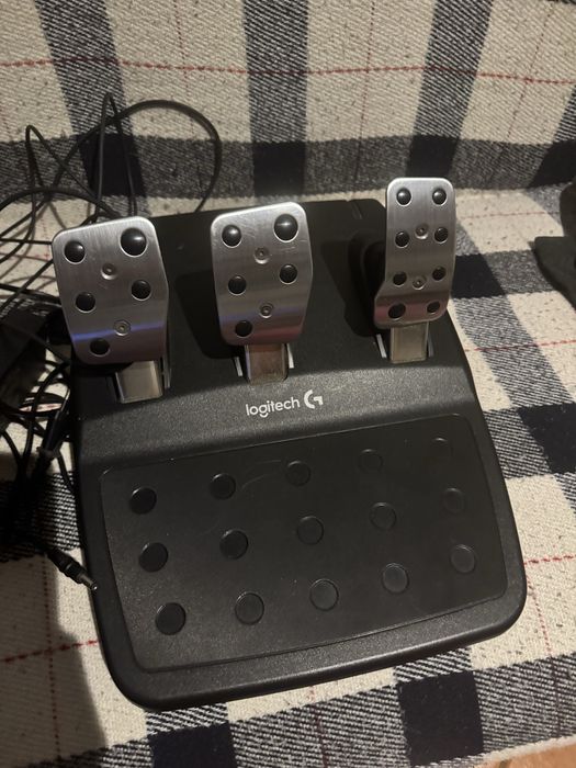 Volante logitech 29 +pedais+shifter