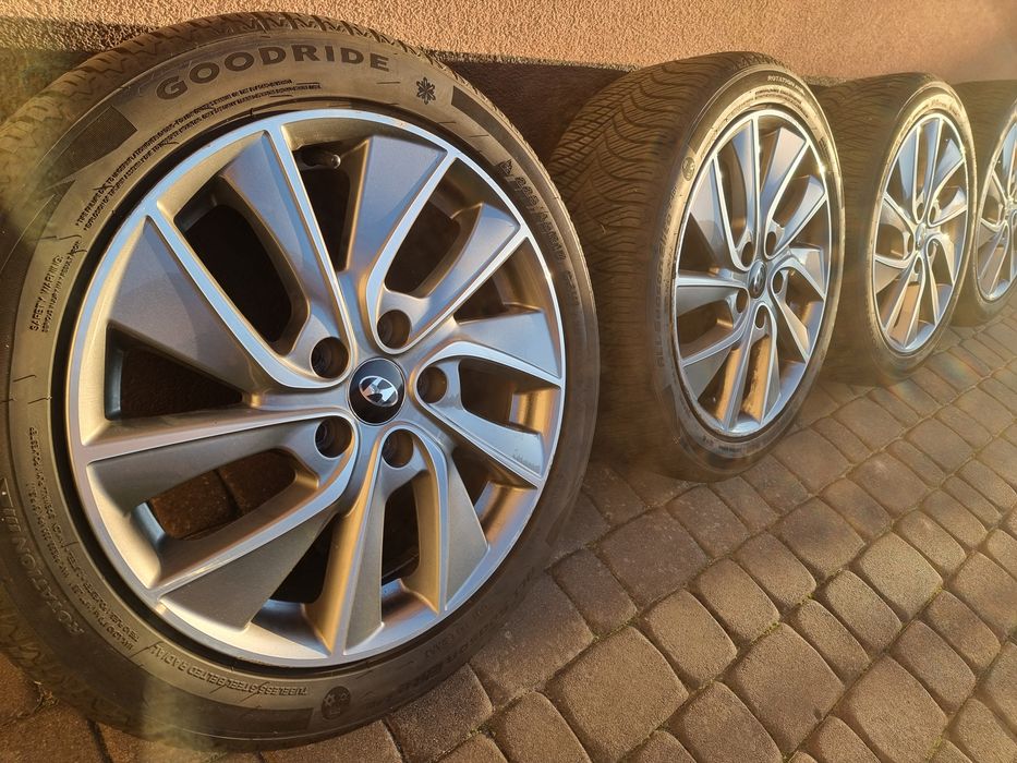 Felgi 17" koła wielosezonowe zimowe 5x114,3 Hyundai i30 i40 Elantra