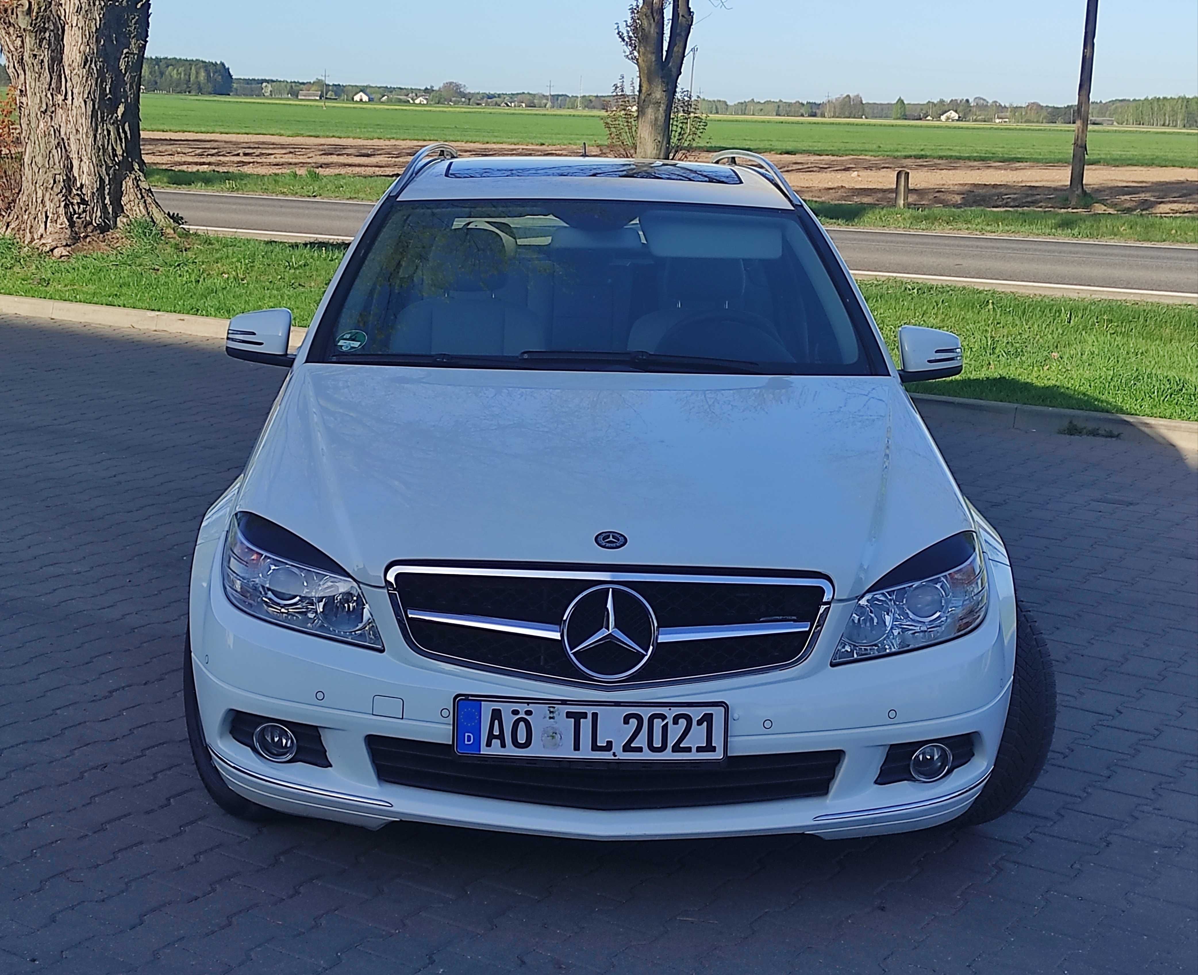 Mercedesa C180 Avangarde 156km kompresor 2008r