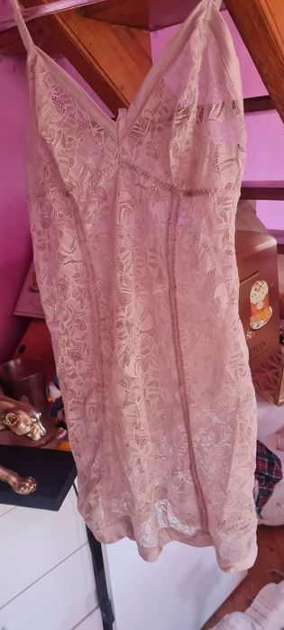 Przepiekna halka koszulka bezowa