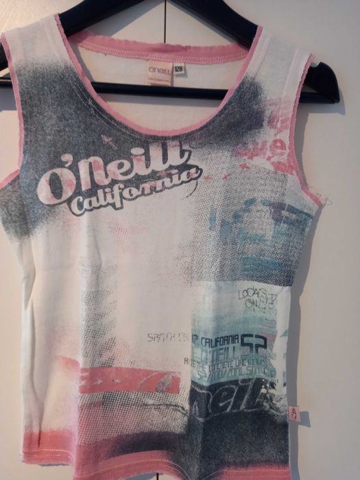 T-shirt marca O'NEILL Menina impecável tamanho para 128