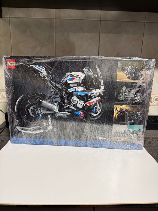 LEGO BMW M 1000 RR (42130) – NOVO e SELADO