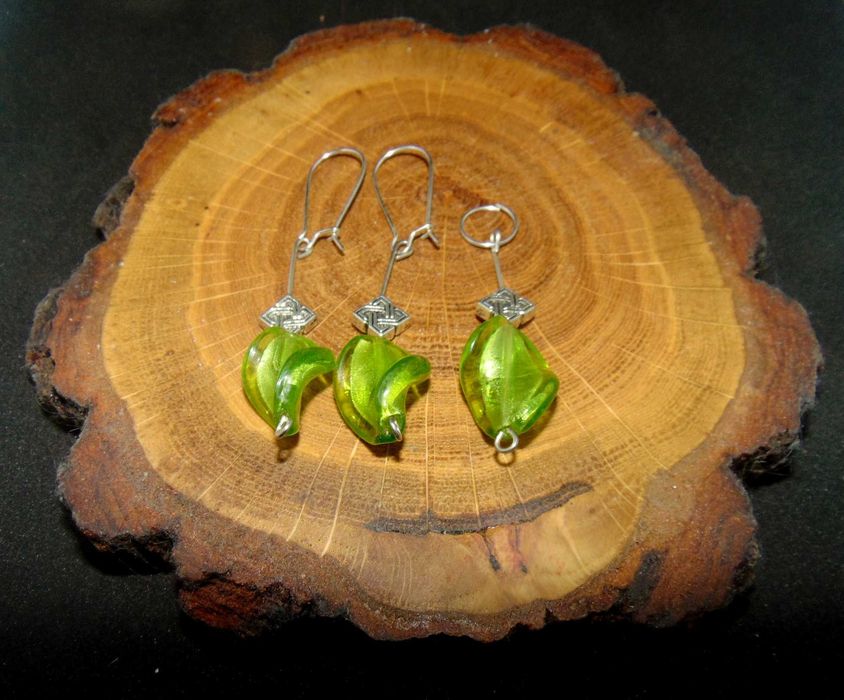 Zestaw zawijańców kolczyki i zawieszka