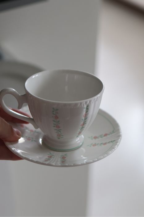 Вінтажний набір посуду