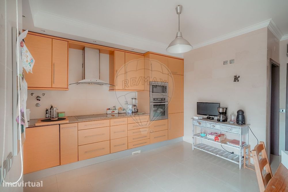 Moradia T4 para venda