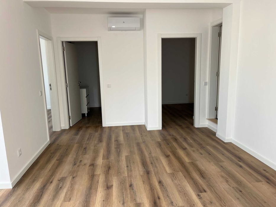 Arrendo Apartamento 3 Assoalhadas