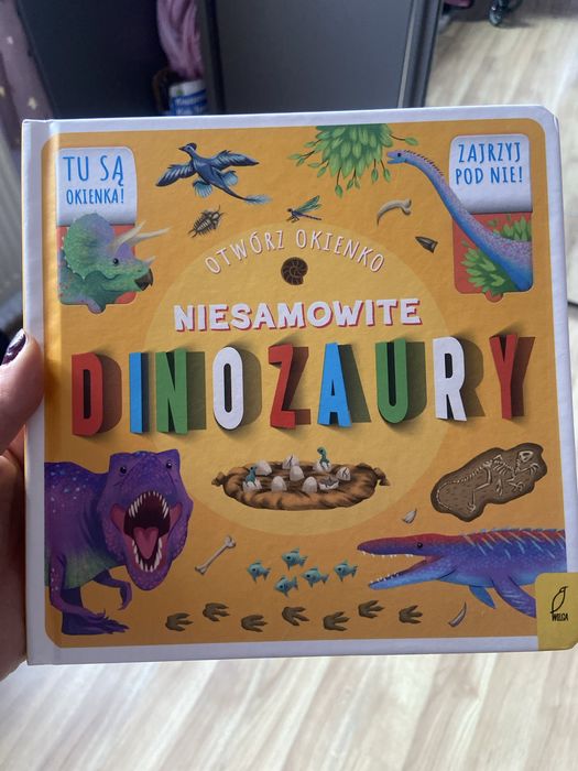 Ksiazka dinozaury