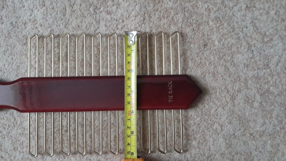 Вешалка для гастуков