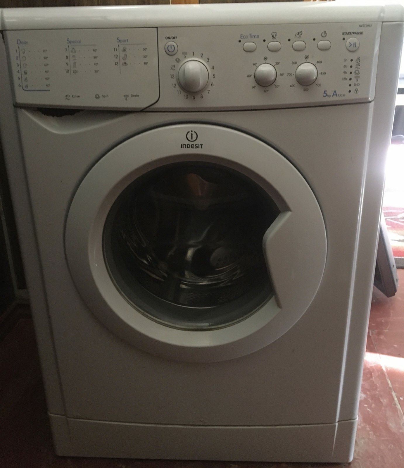 Indesit IWSC5085 на 5кг Aclass