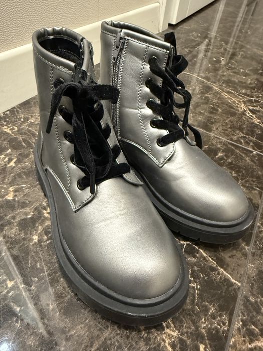 Чоботи на дівчинку Reserved