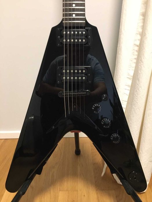 Dean VX flying V Китай 2015 в чехле flying V, как новая, есть ВИДЕО