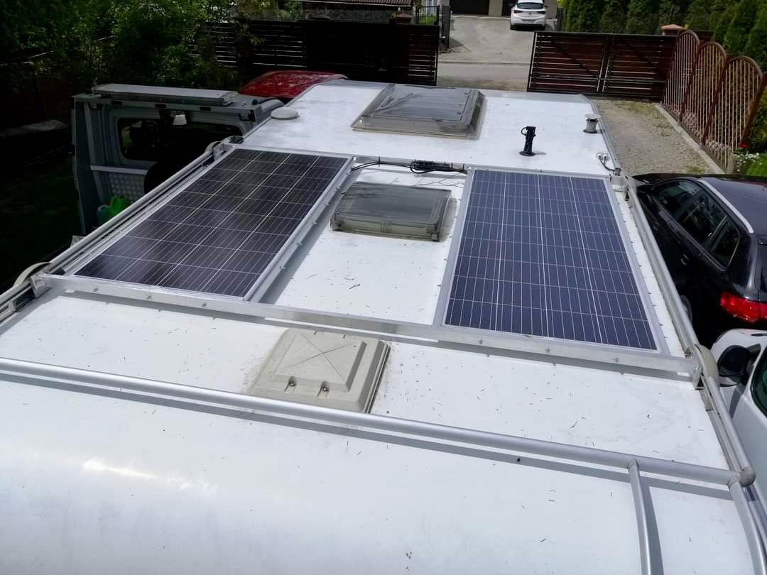 Montaż solarów w kamperze i przyczepie kempingowej