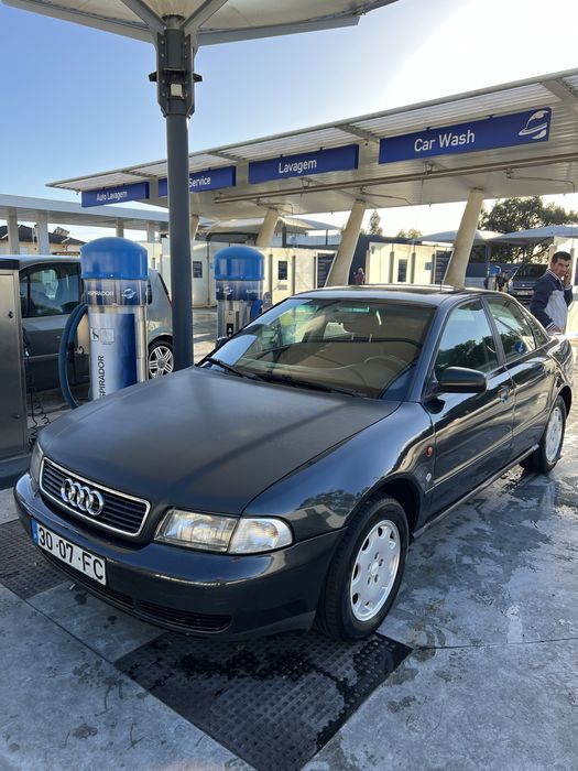 Audi A4 1.6 Gasolina GPL