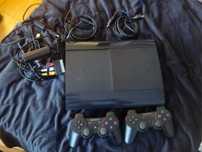 Sprzedam konsola PlayStation 3 PS3 500GB + pady + gry + kable
