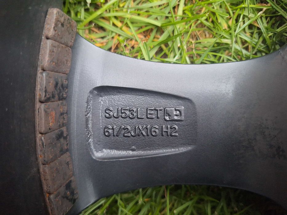 4 Felgi aluminiowe rozstaw 5x114.3,Hyundai Ix35, czarny mat.16 Cali