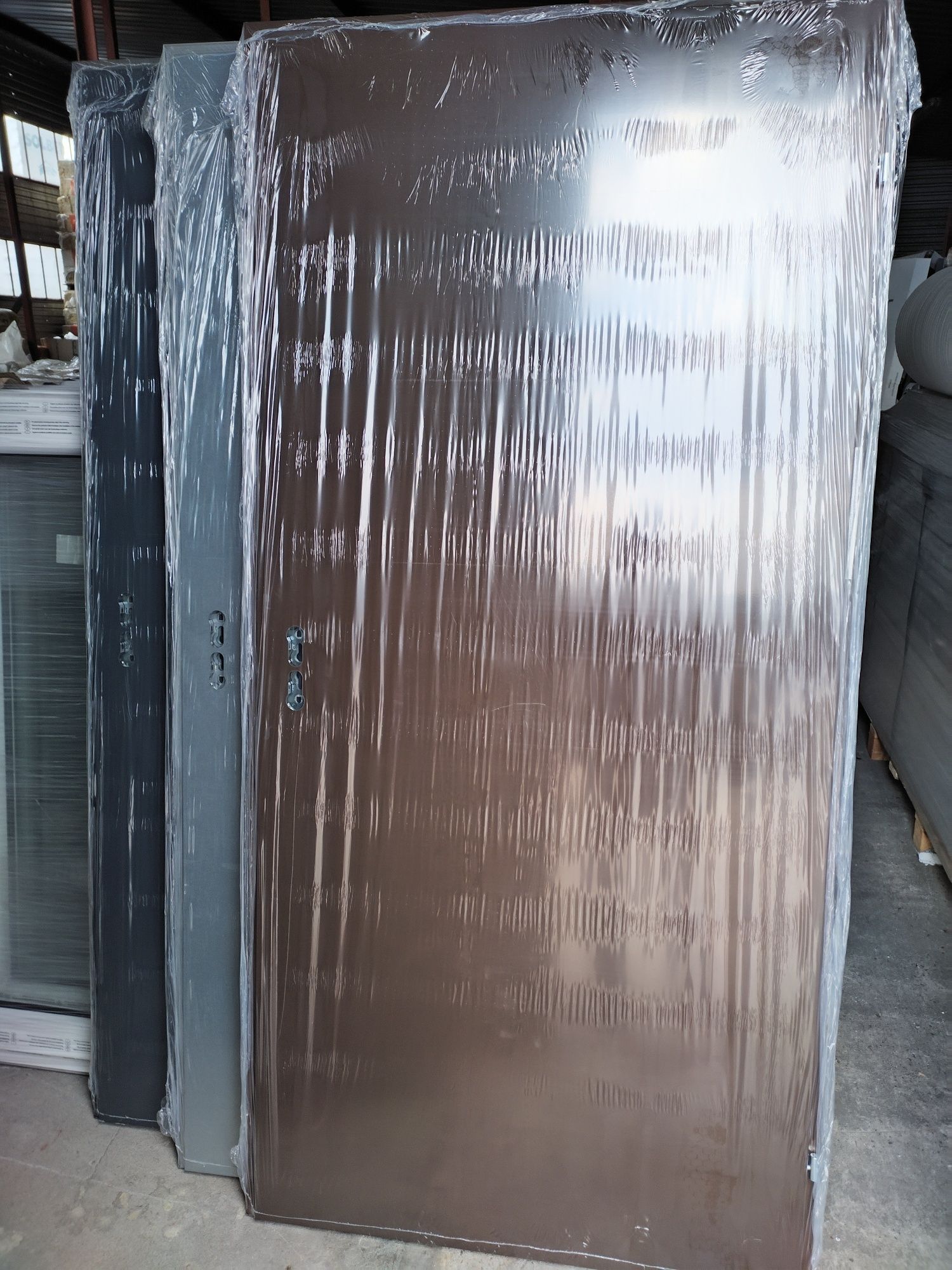drzwi metalowe Hormann 90 L/P brązowe RAL 8017 zewnętrzne 690 zł nowe