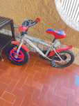 Bicicleta Marvel Avengers de criança
