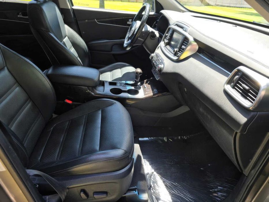 Kia Sorento      2018