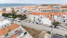 T2 Duplex na Consolação – Peniche | Perto da Praia com Piscina e Pa...